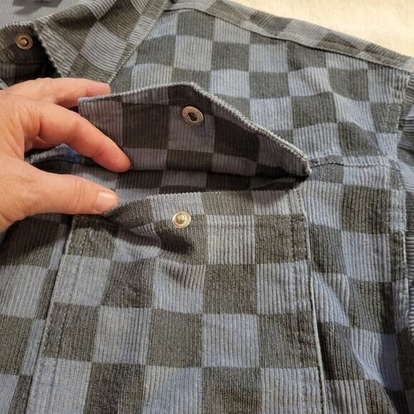 Le Lis Collection Checker Corduroy Shacket - Picture 4 of 11